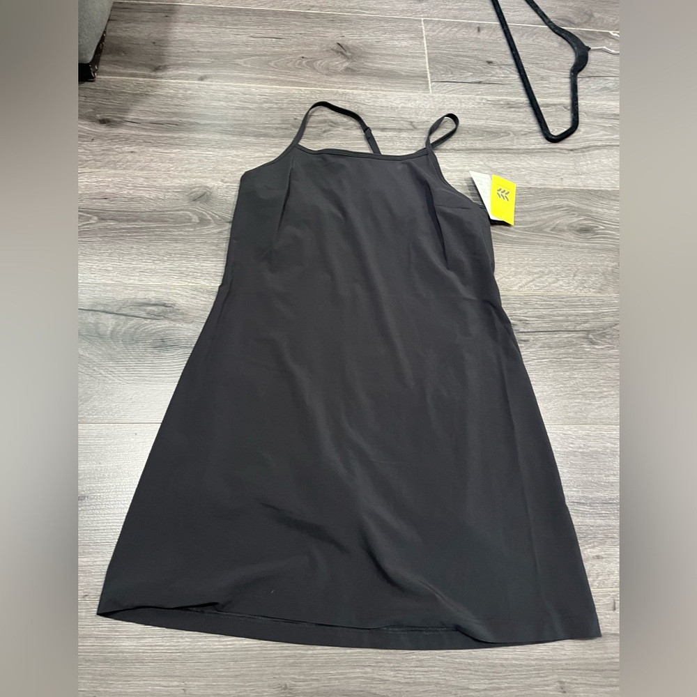 Women’s Flex Strappy Active Dress. Black. S - Picture 11 of 16